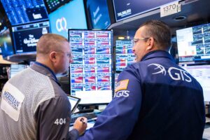 découvrez comment l'optimisme de cramer sur apple pourrait influencer le marché et les investisseurs. analyse approfondie des perspectives de la marque à la pomme et de son avenir économique.