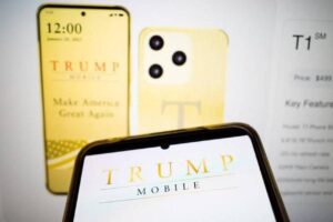découvrez comment les menaces de trump pourraient affecter le maintien des prix de l'iphone. analyse des conséquences potentielles sur les coûts et le marché.