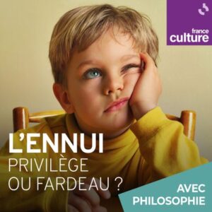 découvrez comment l'ennui peut surgir face aux grandes puissances ou institutions dominantes, et explorez les mécanismes pour y faire face ou retrouver de l'inspiration.