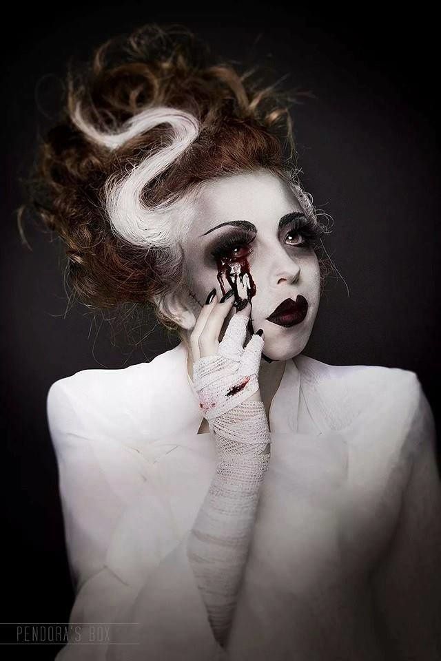 découvrez les dernières infos sur la saison 2 de geek girl : le tournage avec layton williams vient de commencer. restez connectés pour toutes les nouveautés sur la série !