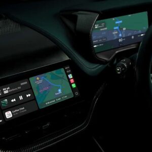 le patron de ford met en garde contre le contrôle croissant d'apple avec carplay ultra, soulignant les implications pour l'industrie automobile et l'expérience utilisateur.