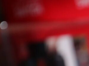 un enfant de 11 ans est suspecté dans une enquête de meurtre liée à une nintendo switch, soulevant des questions sur l'incidence des jeux vidéo dans les actes criminels.